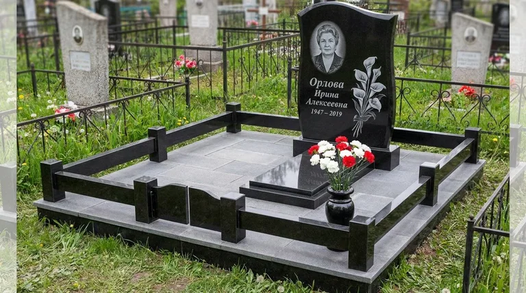 Памятник с гравировкой калл — выполненная работа «Орлова» в Калининграде