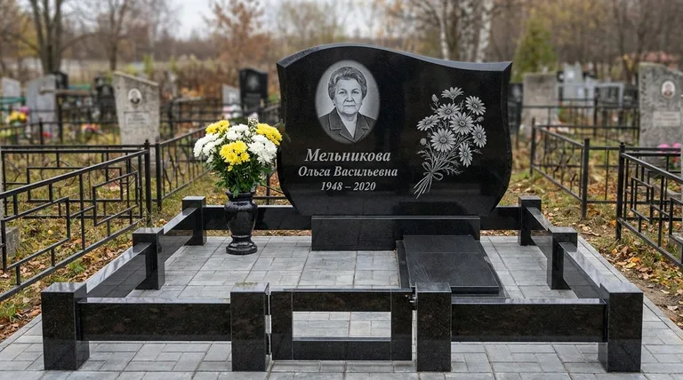 Памятник с гравировкой ромашек — выполненная работа «Мельникова» в Калининграде