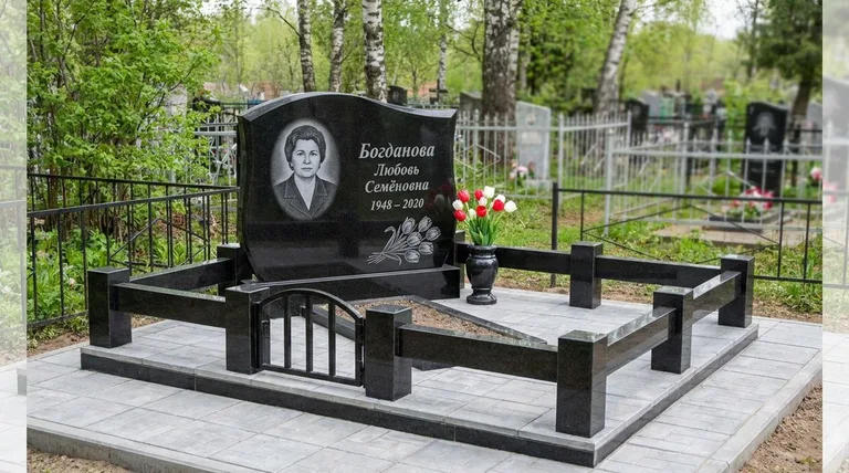 Памятник с гравировкой тюльпанов — выполненная работа «Богданова» в Калининграде