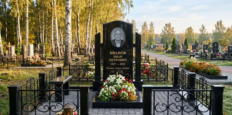 Установка памятника на могилу под ключ в Калининграде — гранитный мемориальный комплекс, ограда, плитка, благоустройство